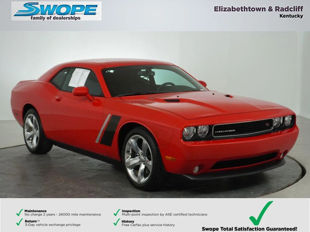 2013 Dodge Challenger R/T's photo
