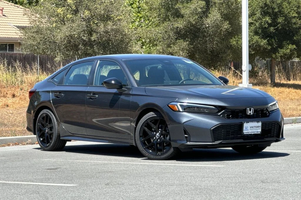 New 2026 Meteorite Gray Metallic Honda Sport image 2