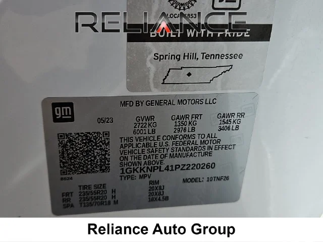 Used 2023 White GMC Denali image 8