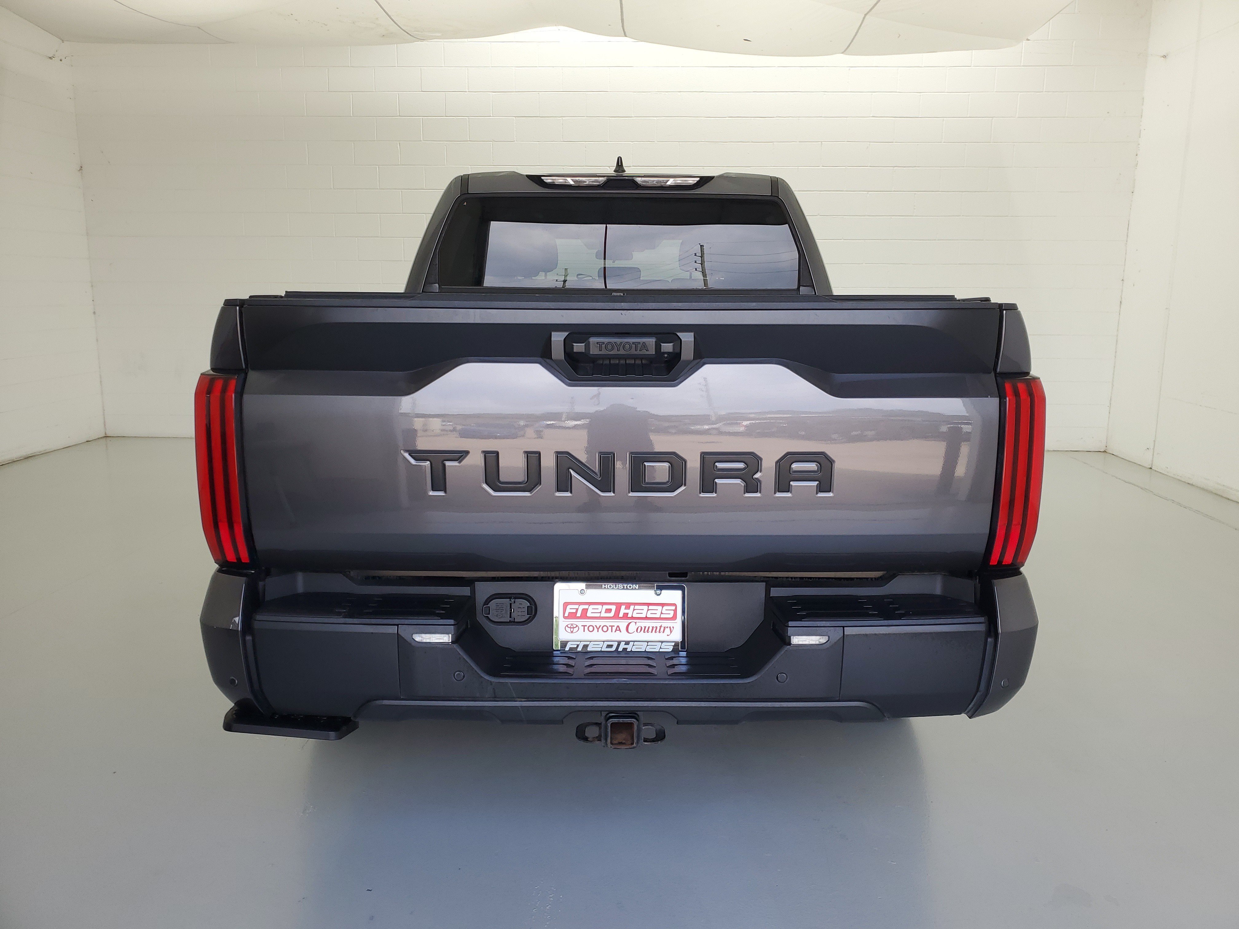 Used 2023 Magnetic Gray Metallic Toyota SR5 image 6