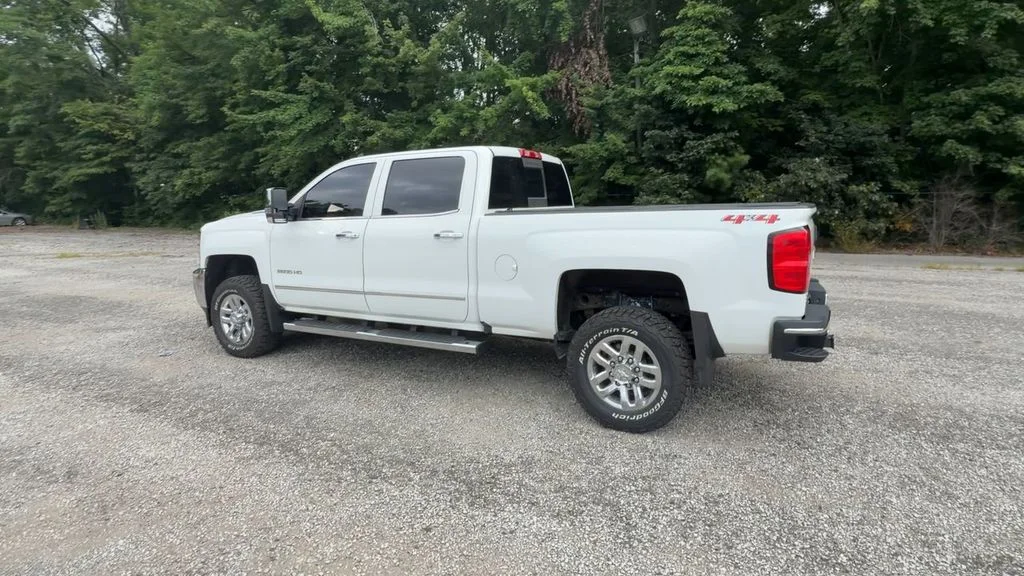 Used 2018 White Chevrolet LTZ image 6
