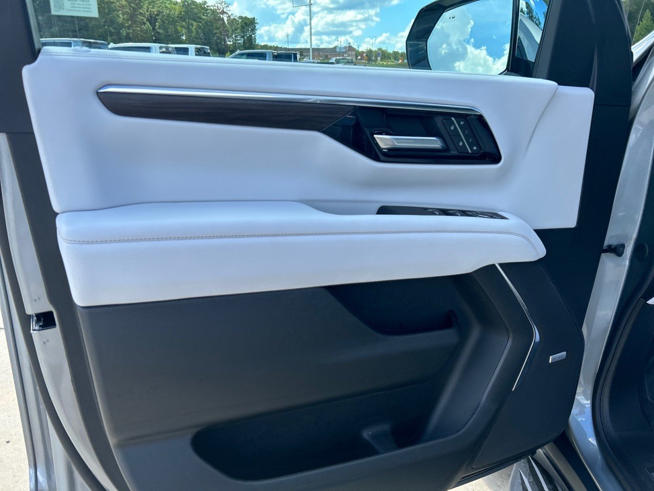 New 2026 Sterling Gray Metallic Chevrolet Premier image 10