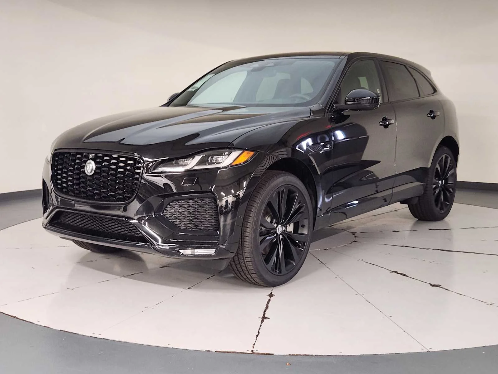New 2026 Santorini Black Metallic Jaguar R-Dynamic S image 2