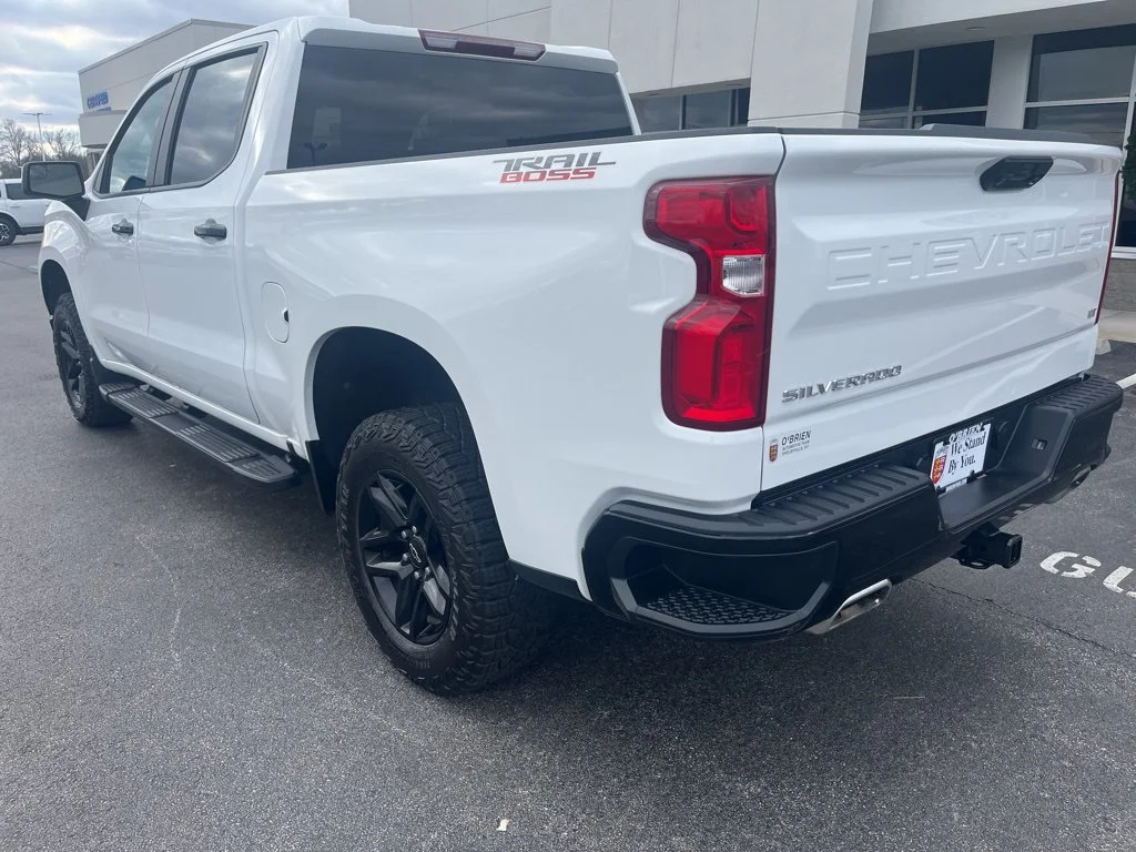 Used 2024 Summit White Chevrolet LT Trail Boss image 3
