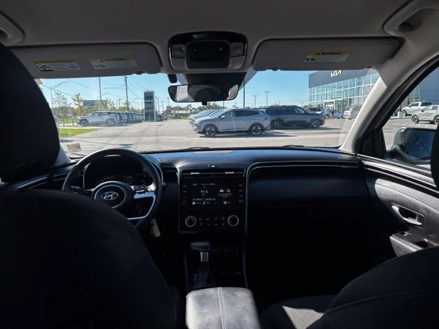 Used 2024 White Hyundai SE image 27