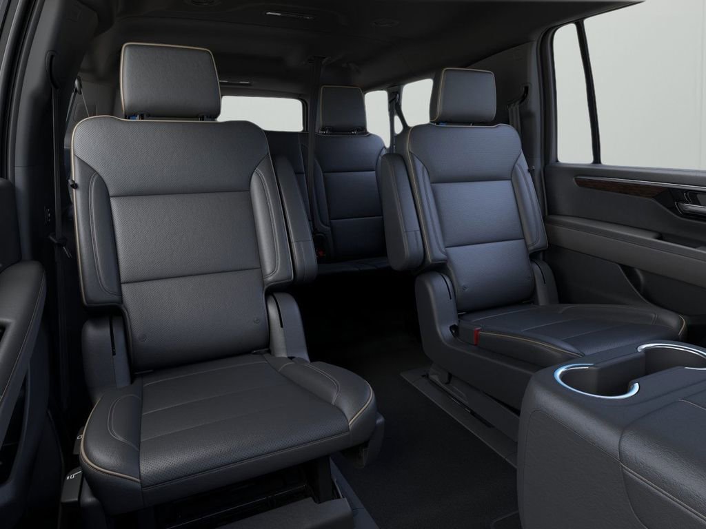 2025 Chevrolet Suburban Premier - Photo 17