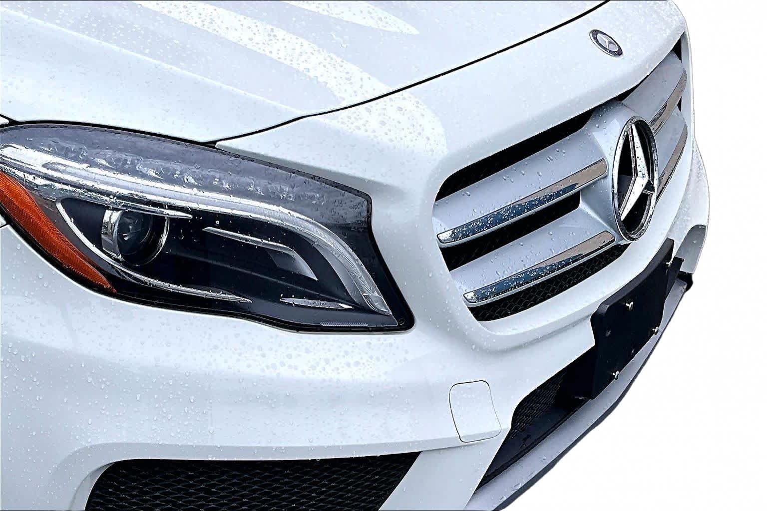 Used 2015 Cirrus White Mercedes-Benz GLA 250 image 49