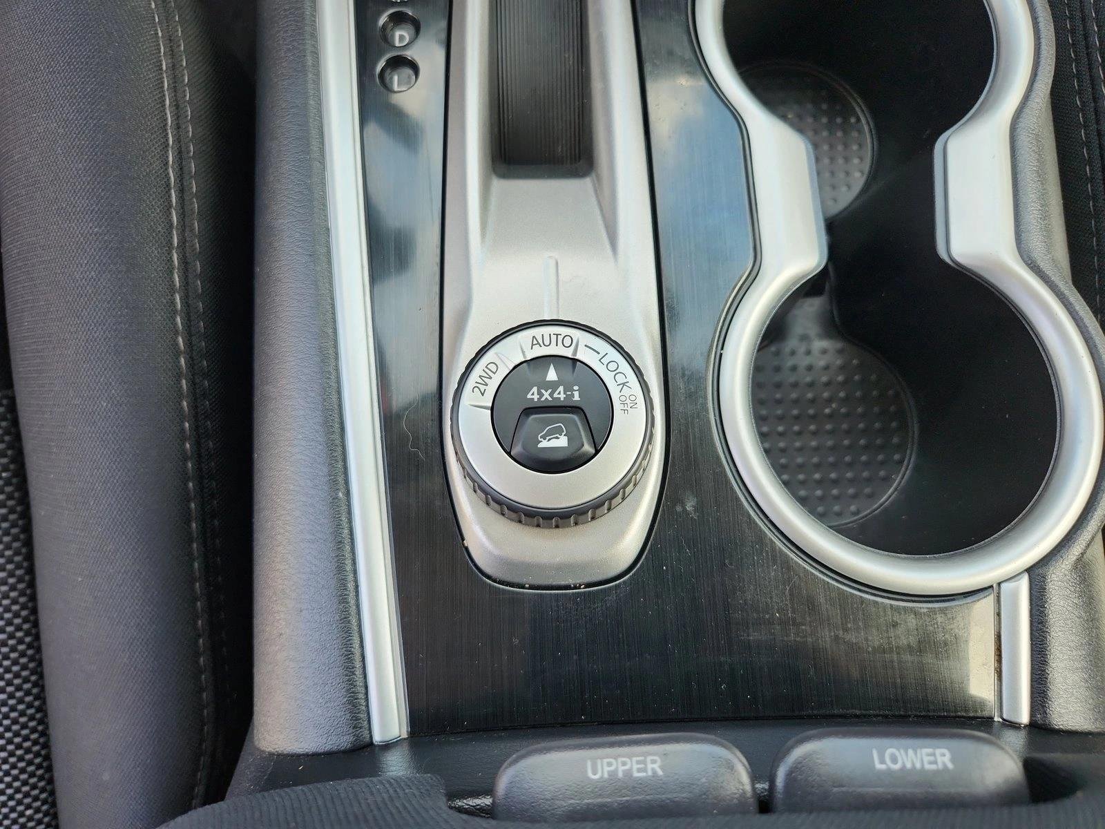 Used 2017 Pearl White Nissan SV image 18