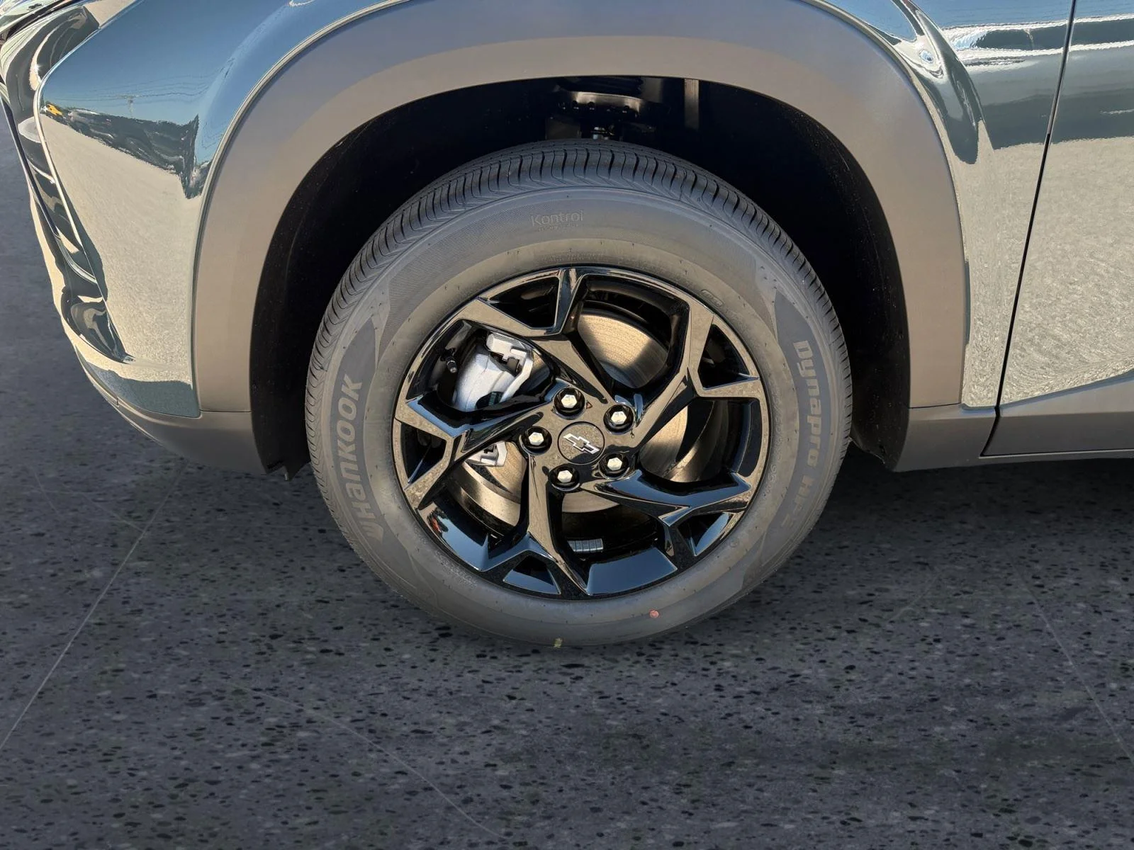 2026 Chevrolet Trax LT - Photo 9
