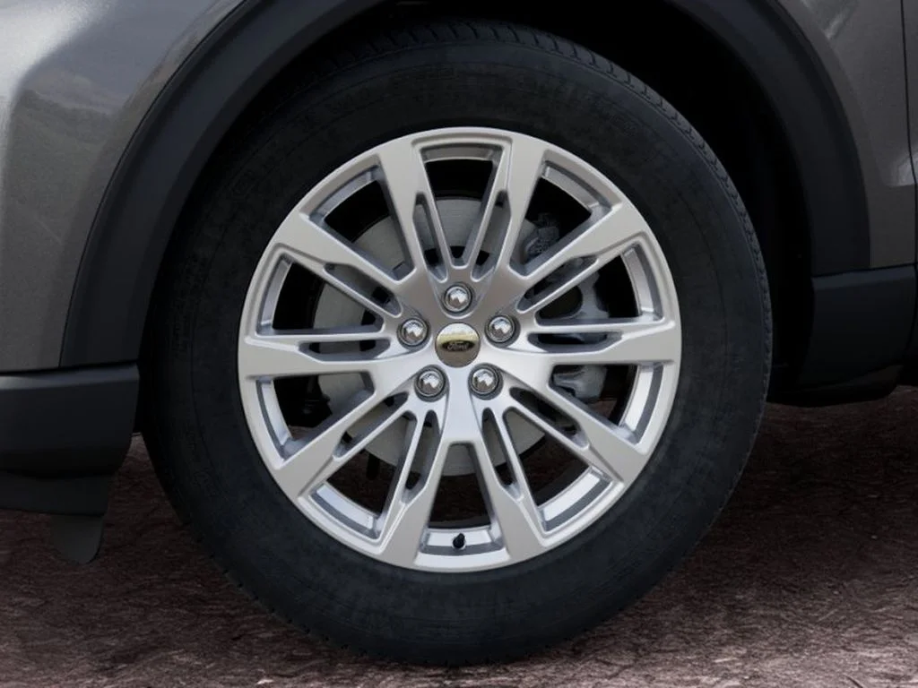 New 2027 Carbonized Gray Metallic Ford Platinum® image 19
