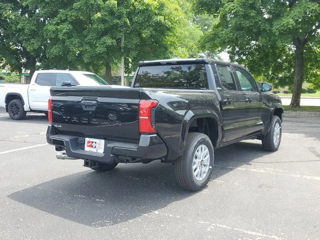 New 2026 Black Toyota SR5 image 4