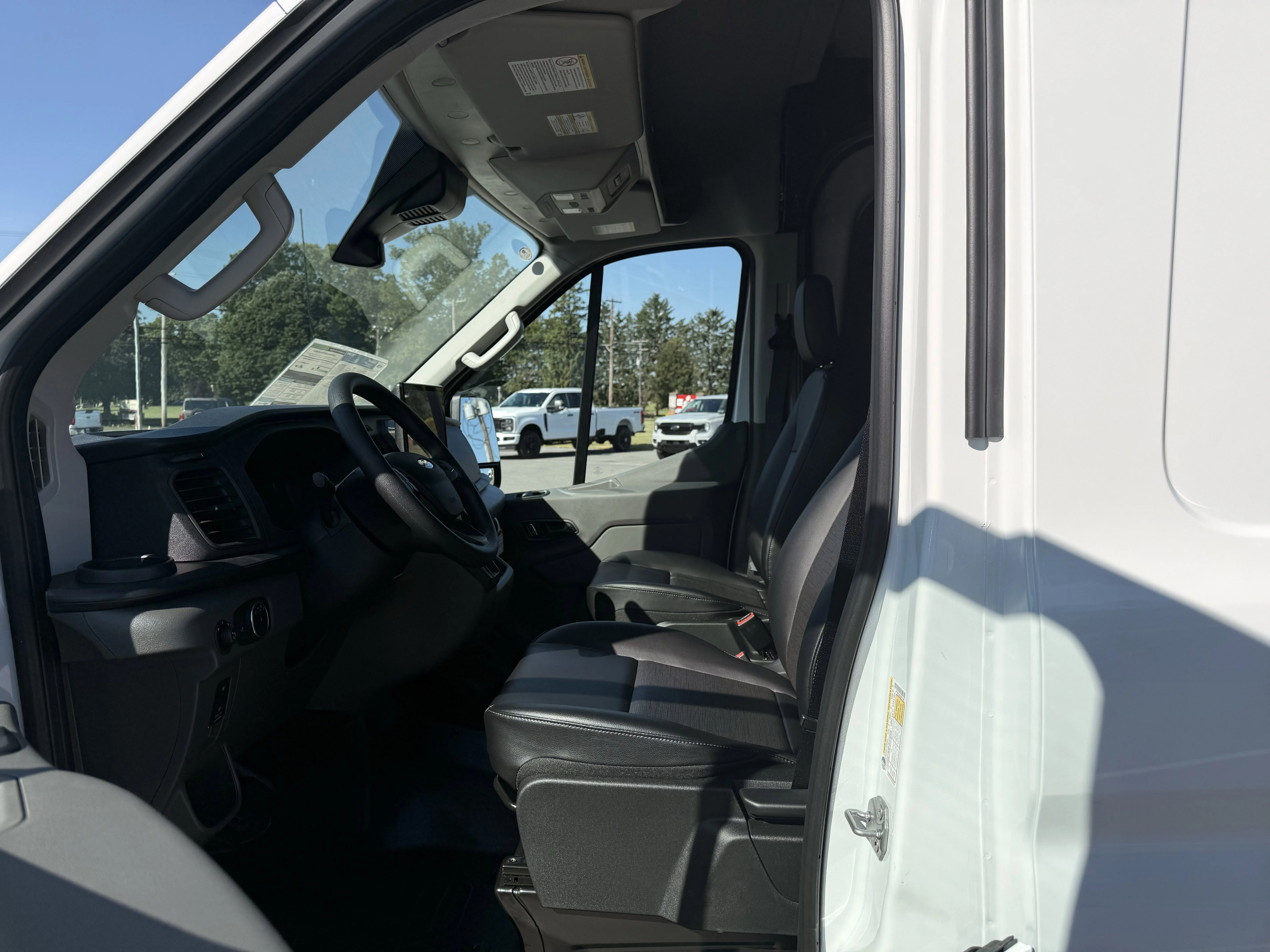 New 2026 Oxford White Ford Cargo Van image 9