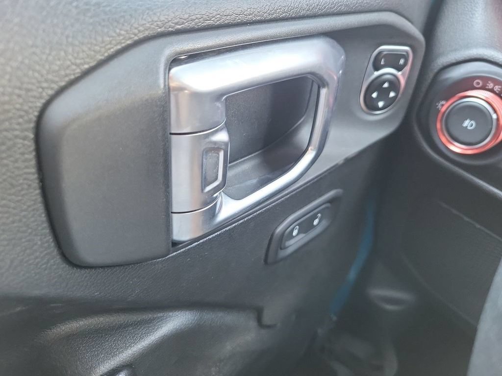 Used 2020 Teal Jeep Rubicon 4x4 image 30