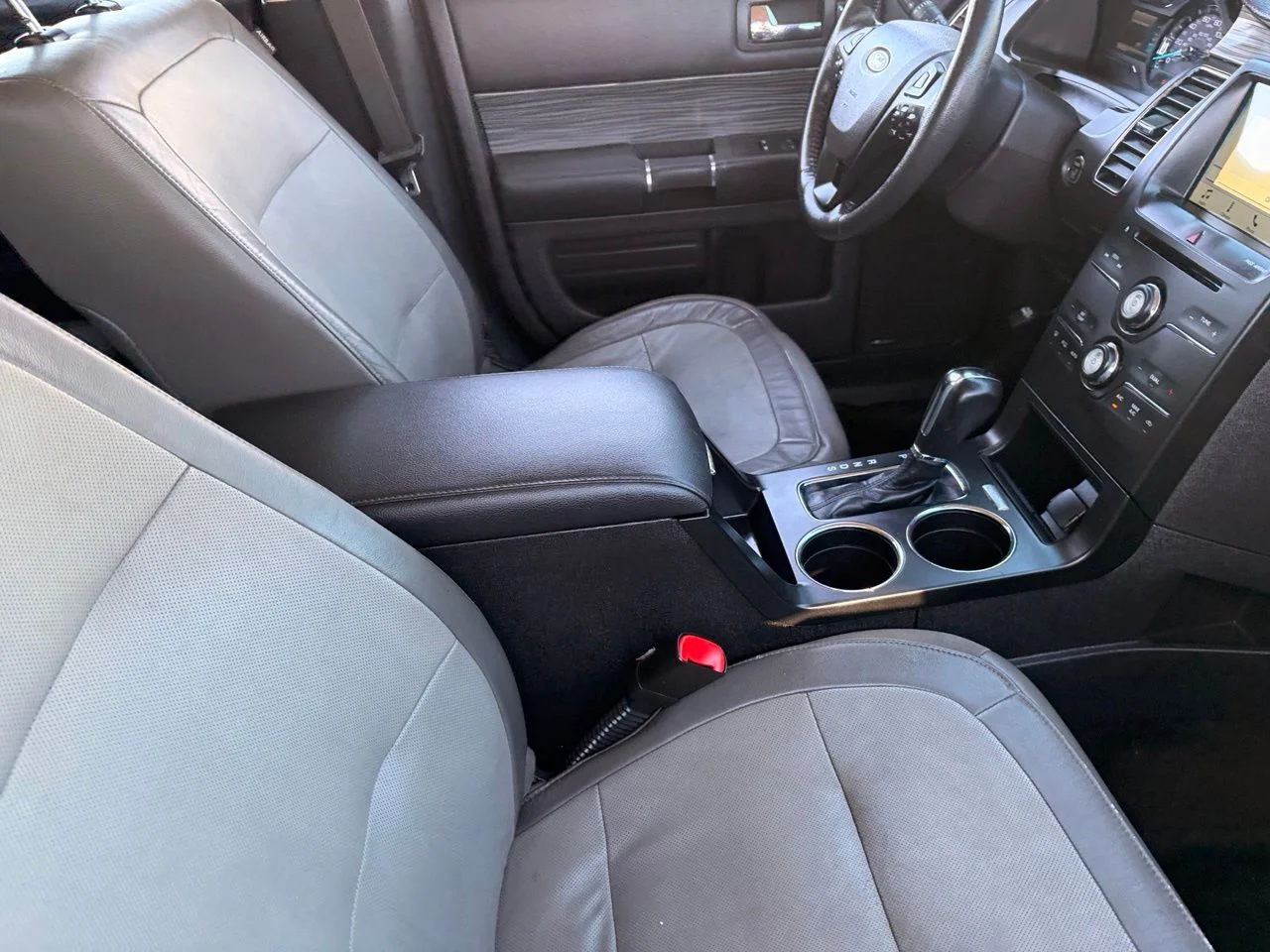 Used 2019 Agate Black Ford SEL image 11