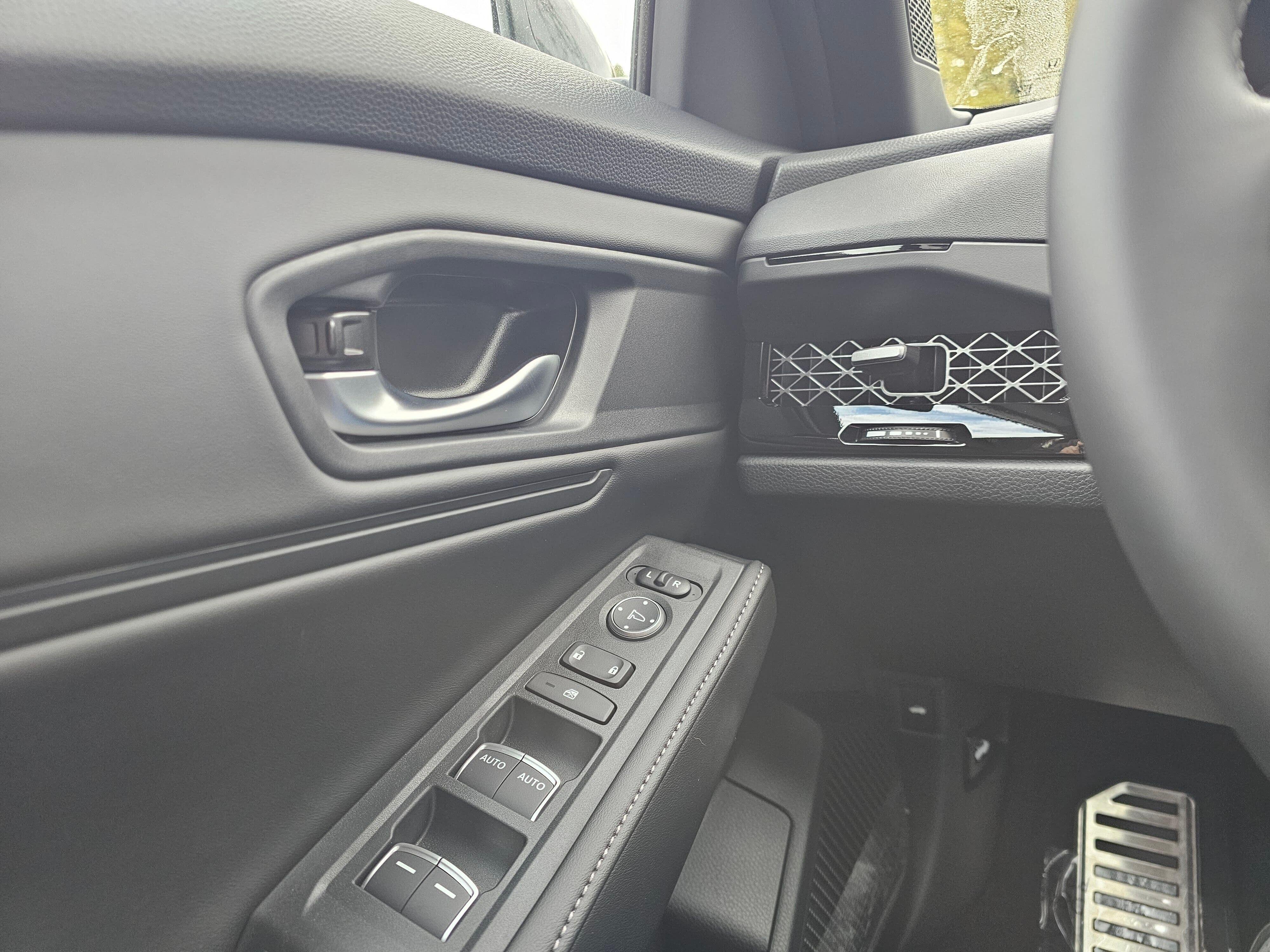 2025 Honda Accord Hybrid Sport - Photo 29