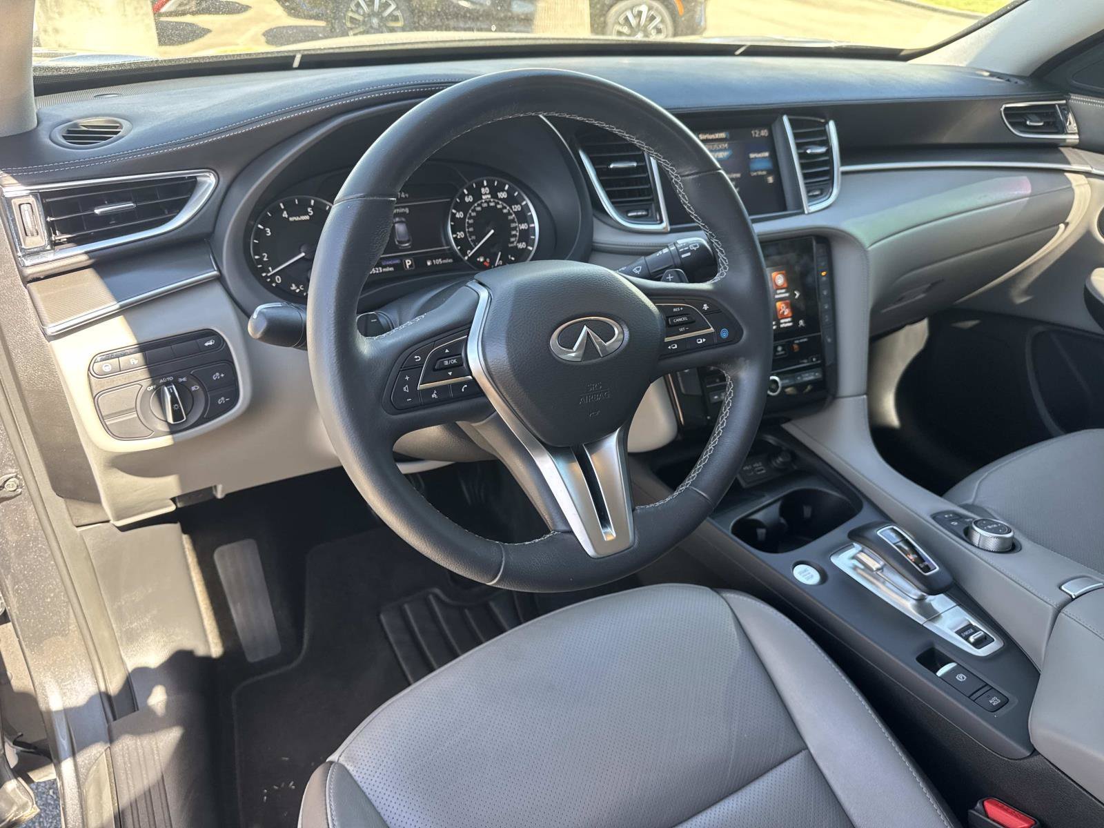 Used 2023 Gray INFINITI LUXE image 19