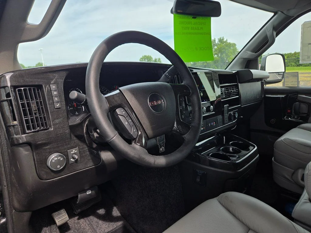 New 2025 Black Fade GMC Explorer Limited SE image 17