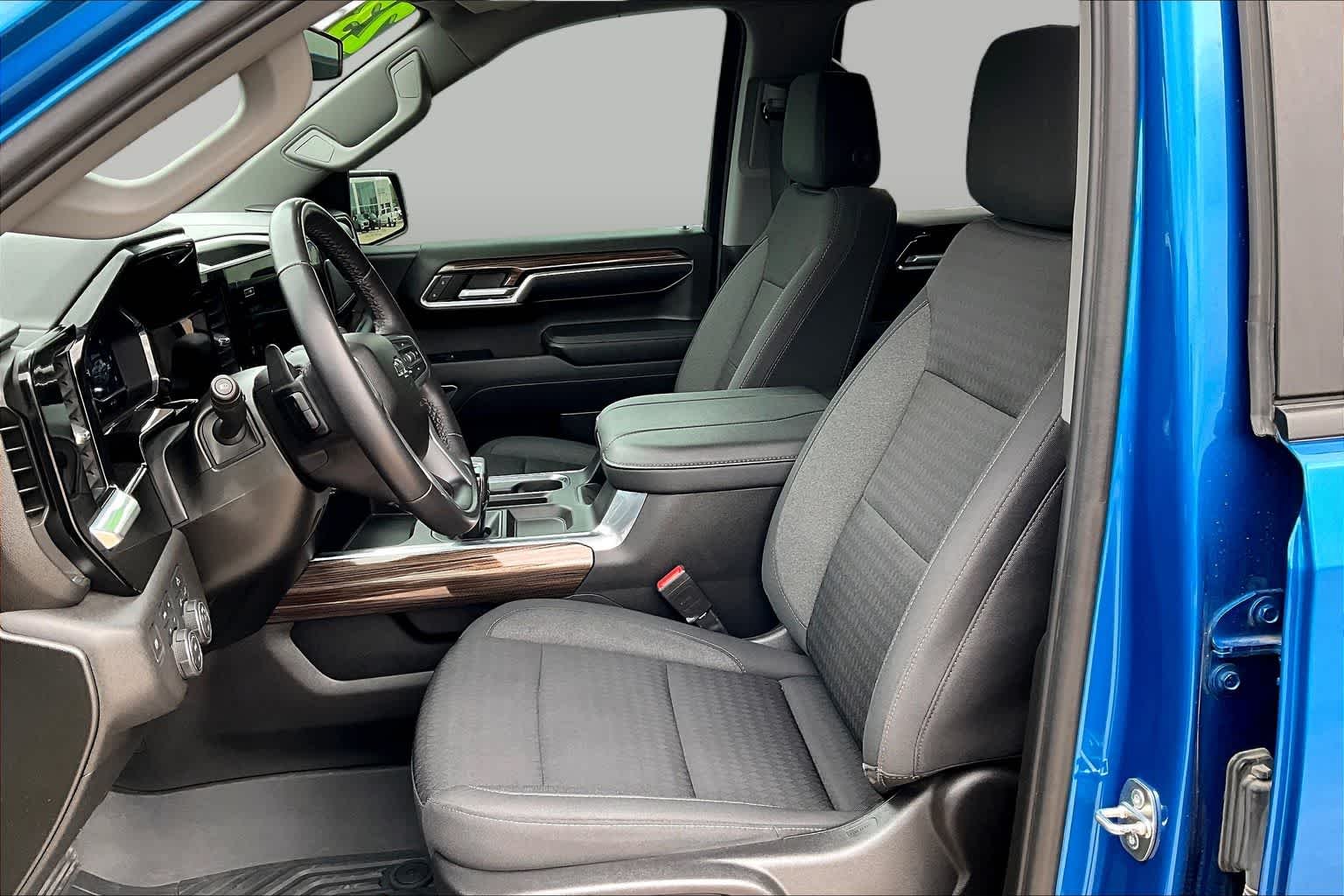 Used 2023 Glacier Blue Metallic Chevrolet RST image 8