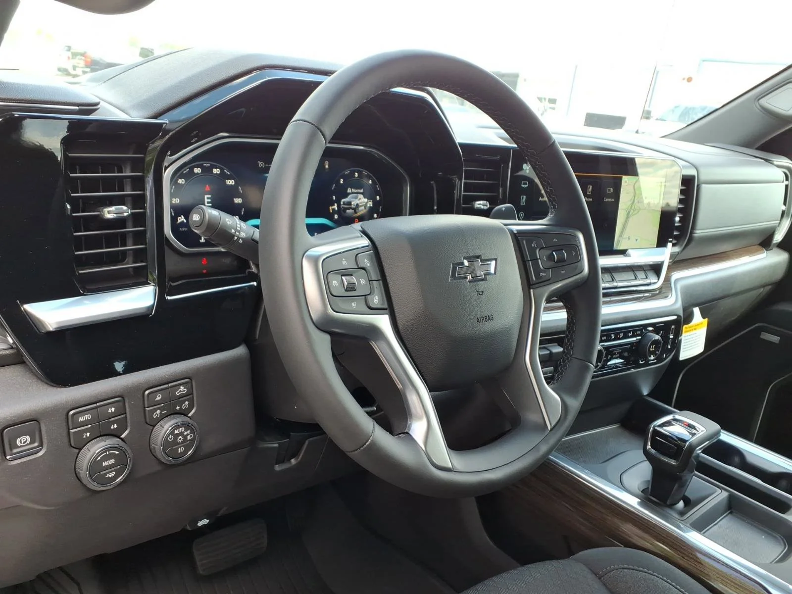 New 2026 Summit White Chevrolet LT Trail Boss image 6