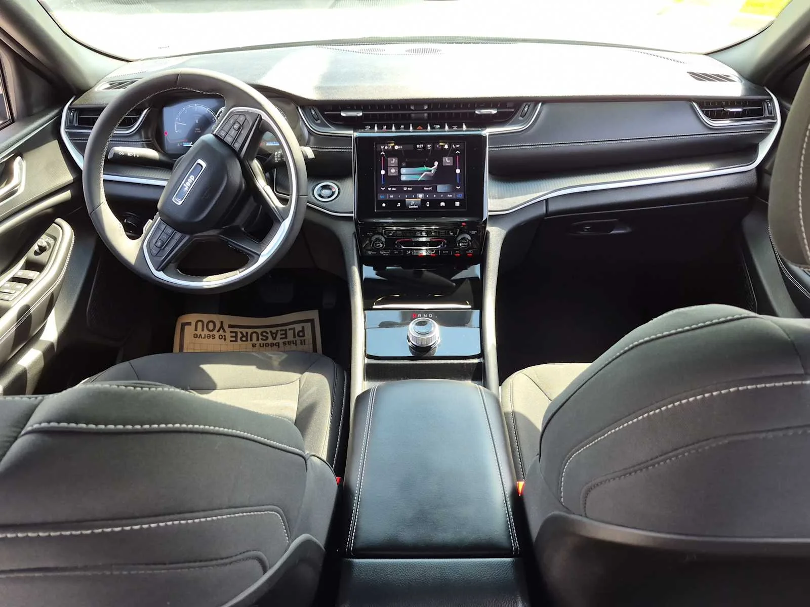 Used 2024 Silver Zynith Jeep Laredo X image 14