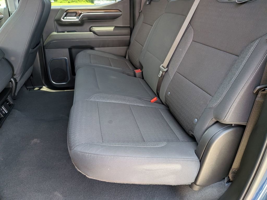 Used 2024 Lakeshore Blue Metallic Chevrolet LT (2FL) image 23