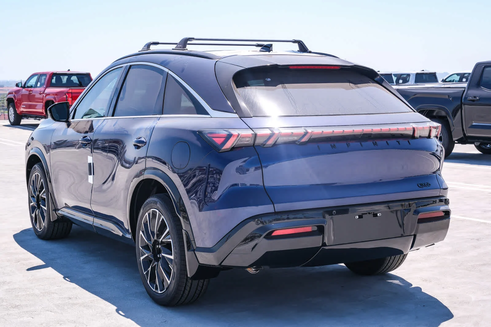 New 2027 GRAND BLUE INFINITI Autograph AWD image 6
