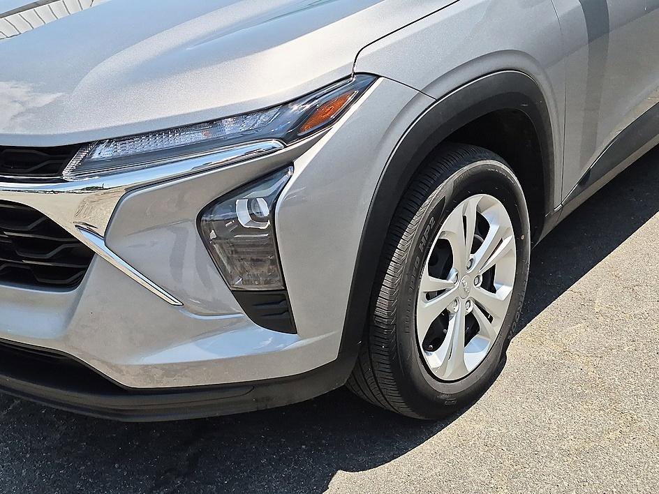 Used 2024 Sterling Gray Metallic Chevrolet LS image 9