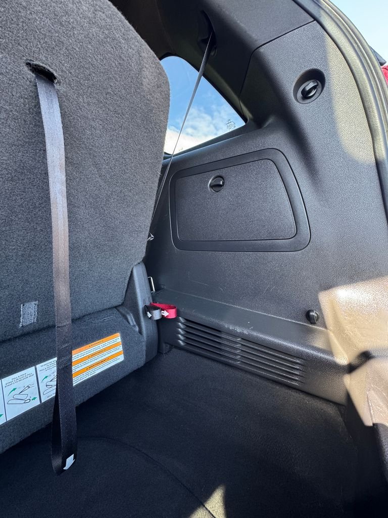Used 2014 Ruby Red Metallic Ford XLT image 12