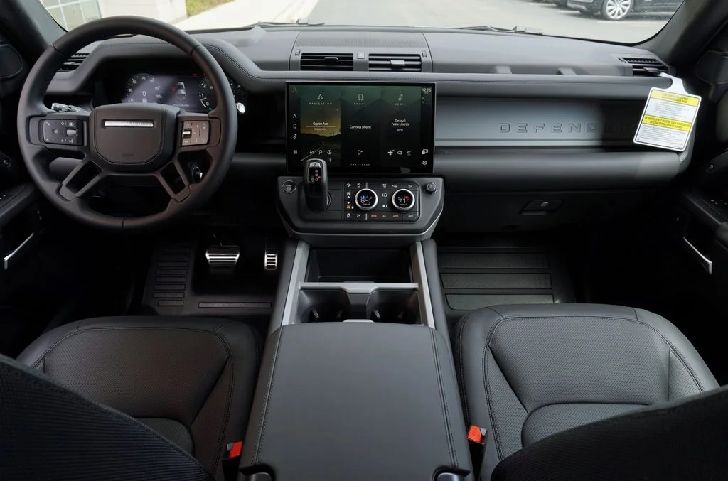 New 2026 Santorini Black Land Rover X image 10