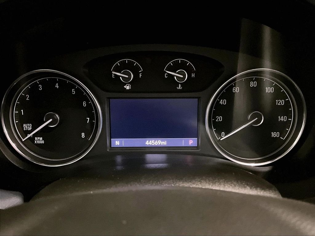 Used 2024 Sage Metallic Buick Essence image 26