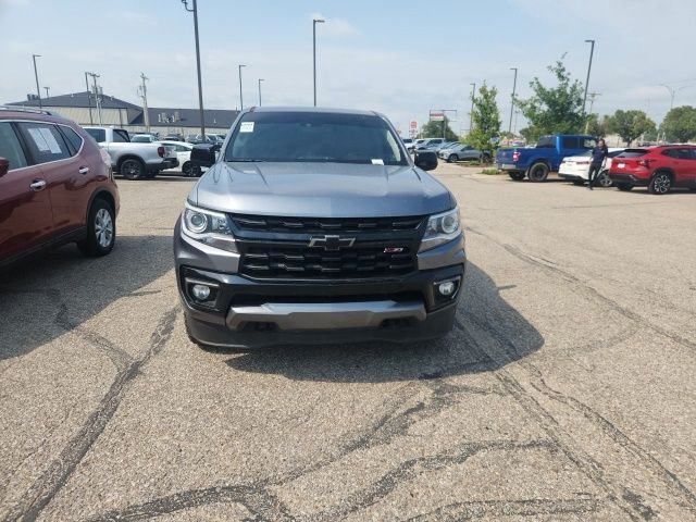 Used 2022 Gray Chevrolet Z71 image 4