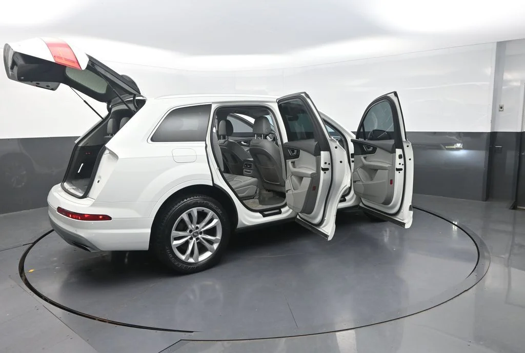 Used 2019  Audi 55 Premium image 38