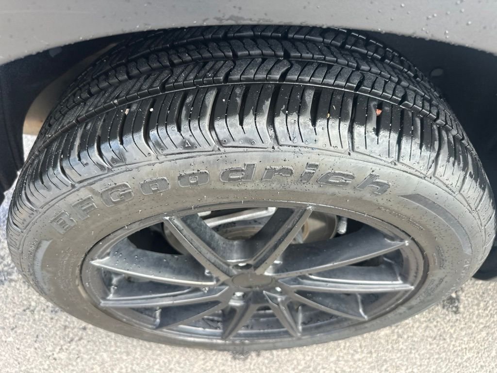 Used 2019  Honda EX-L image 6
