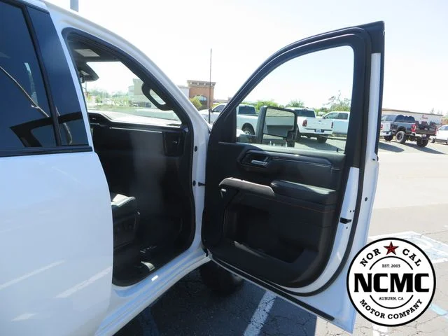 2025 GMC Sierra 2500HD AT4 - Photo 46