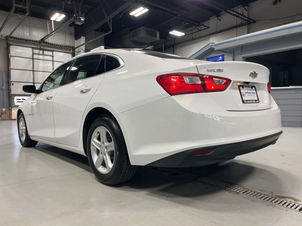 Used 2020 Summit White Chevrolet LS image 5