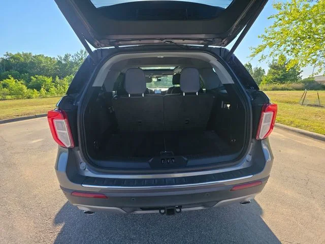 Used 2022 Gray Ford Limited image 14