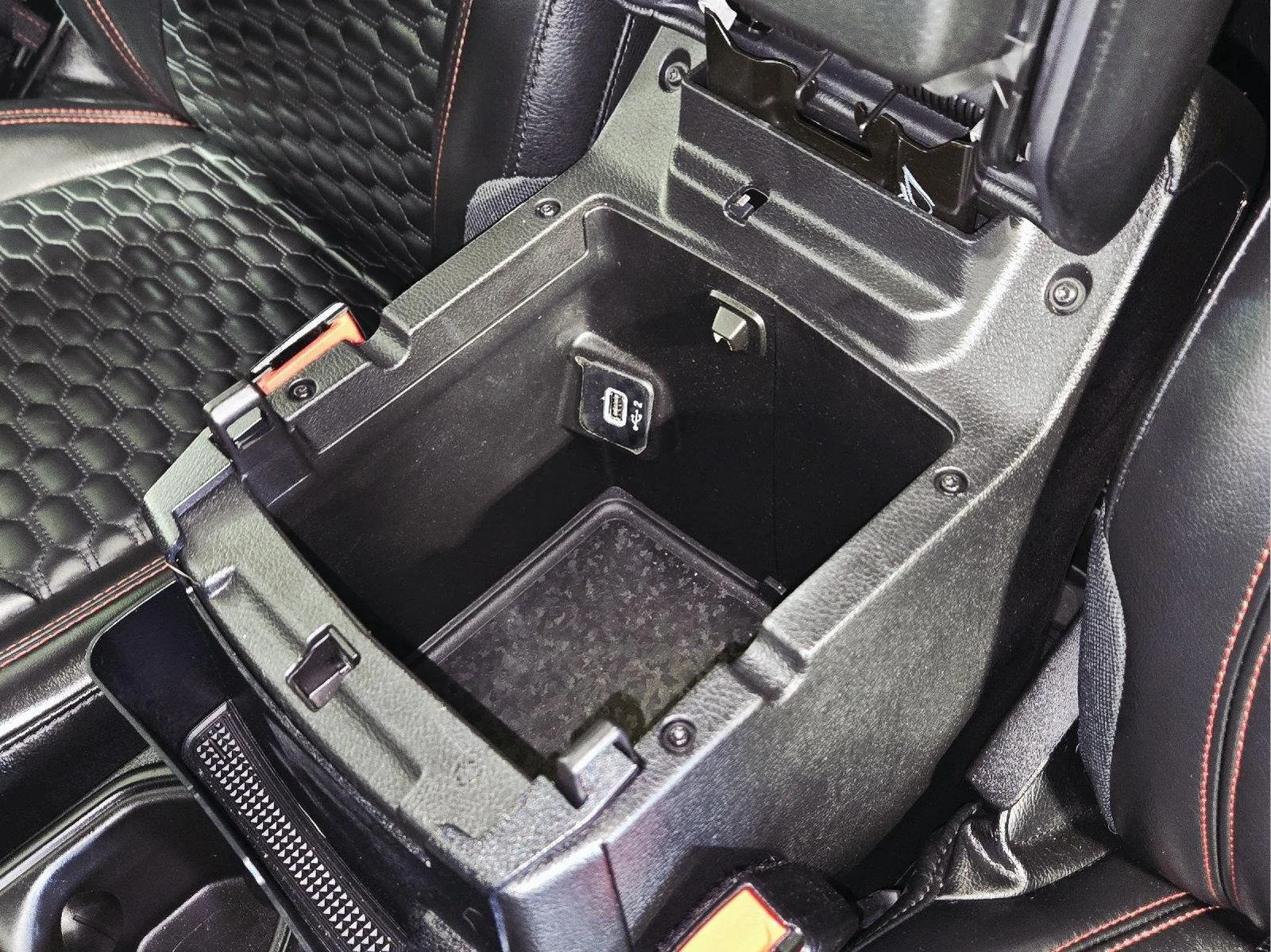 Used 2023 High Velocity Clearcoat Jeep Rubicon image 34