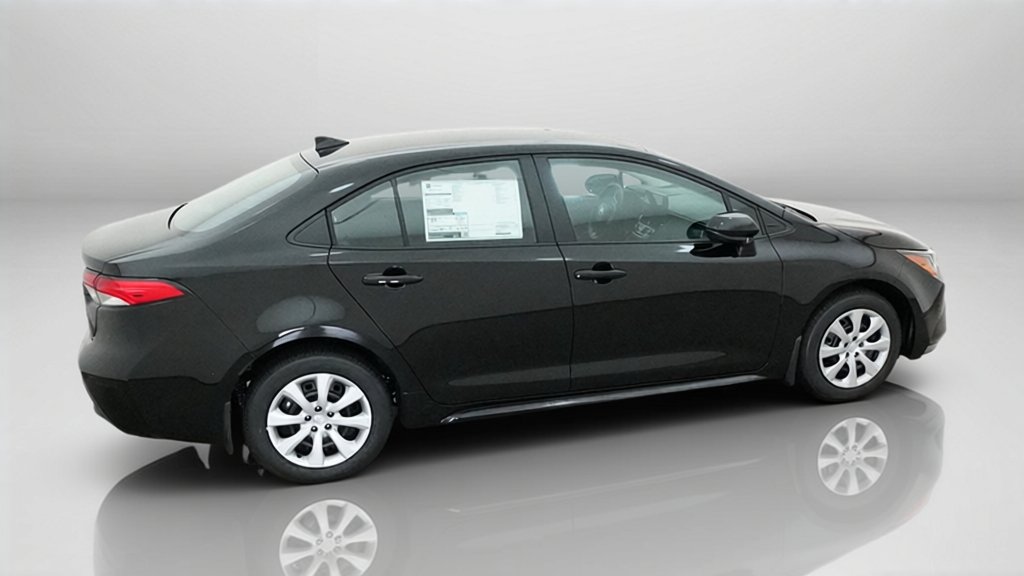 New 2027 Inked Toyota LE image 38
