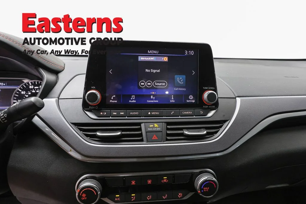 Used 2023 Black Nissan 2.5 SR image 12