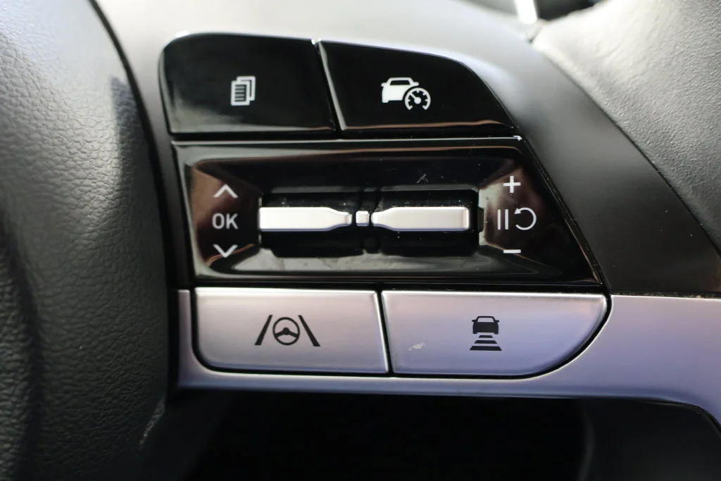 Used 2024 Black Pearl Hyundai Limited image 12
