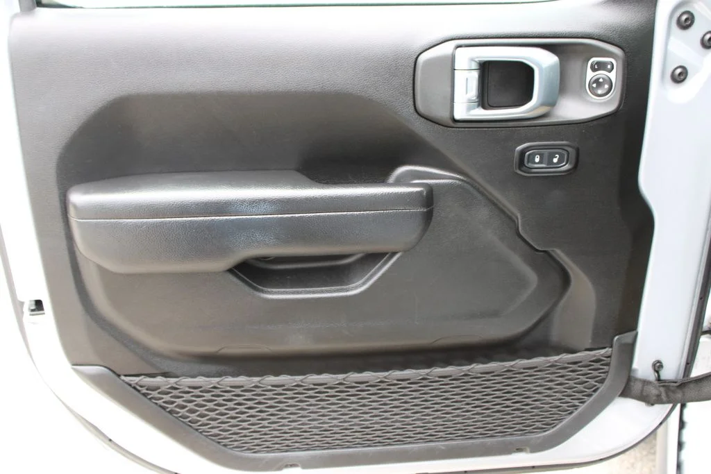 Used 2023 Silver Jeep Willys 4xe image 29
