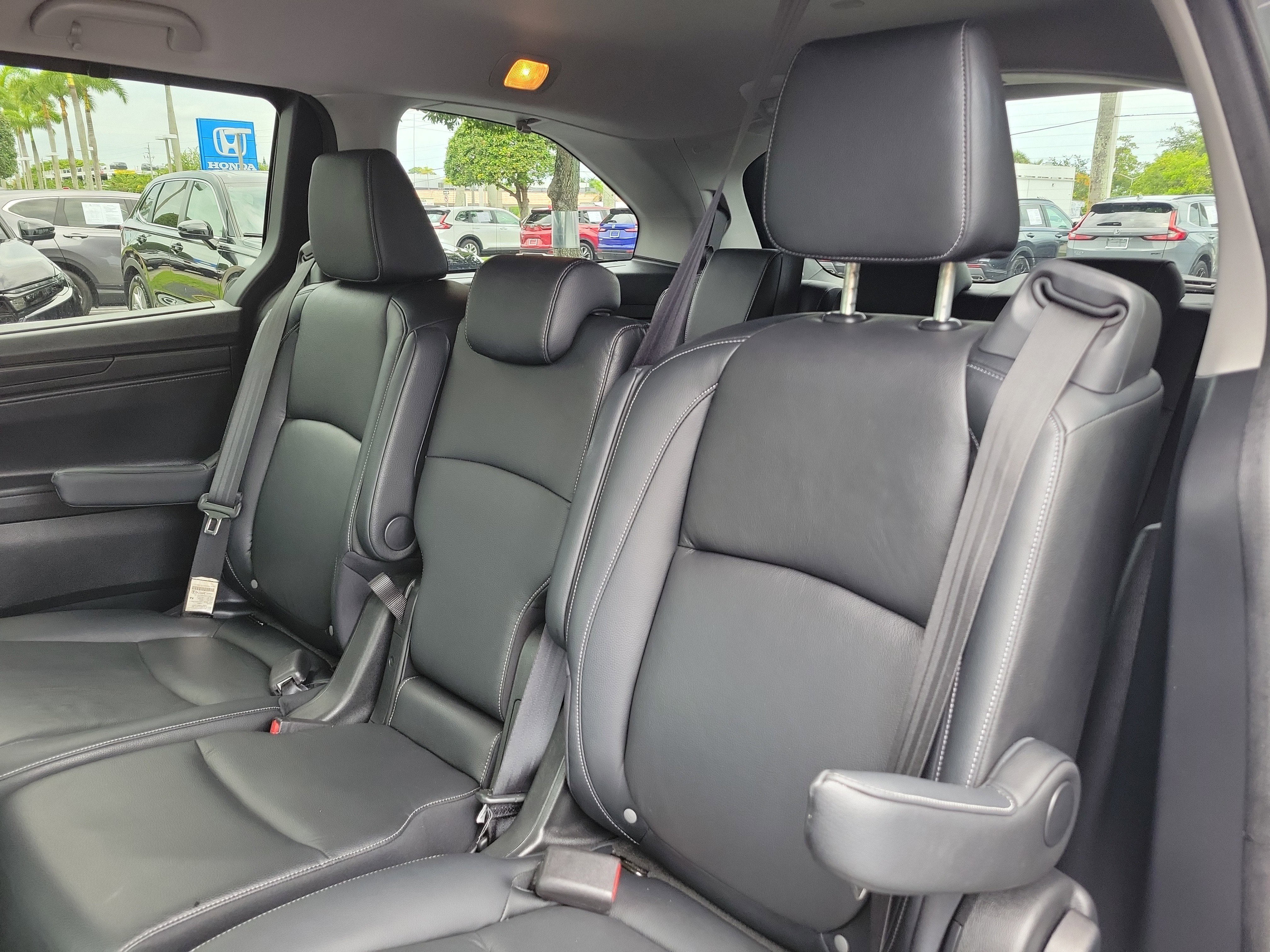Certified Used 2024 Modern Steel Metallic Honda EX-L image 42