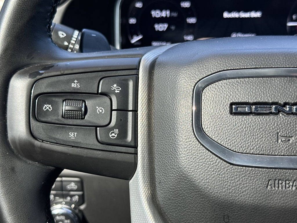 Used 2023 White GMC Denali image 30