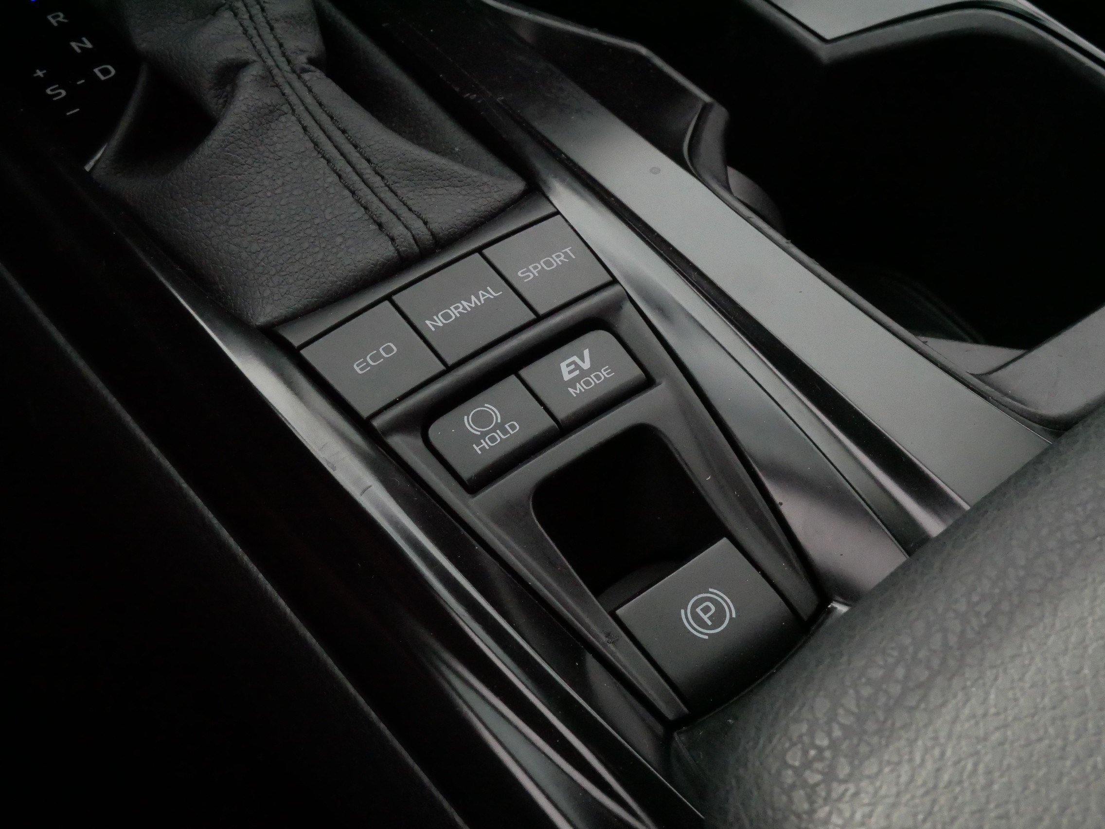 Certified Used 2026 Ice Cap Toyota LE image 26