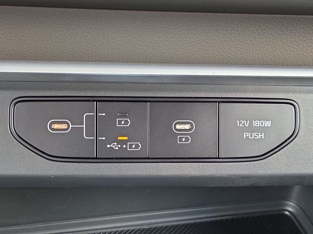 New 2027 White Kia LXS image 10