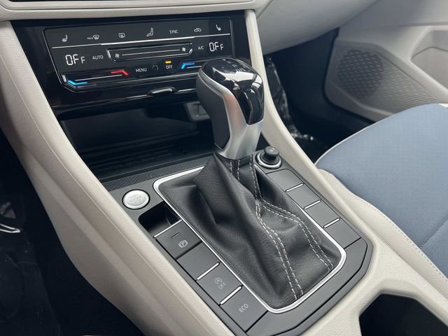 New 2026 White Volkswagen 1.5T SE image 16