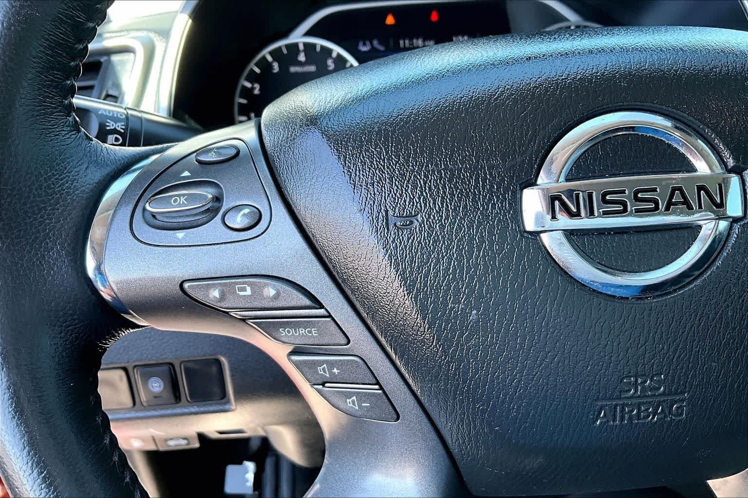 Used 2020 Cayenne Red Metallic Nissan SV image 23