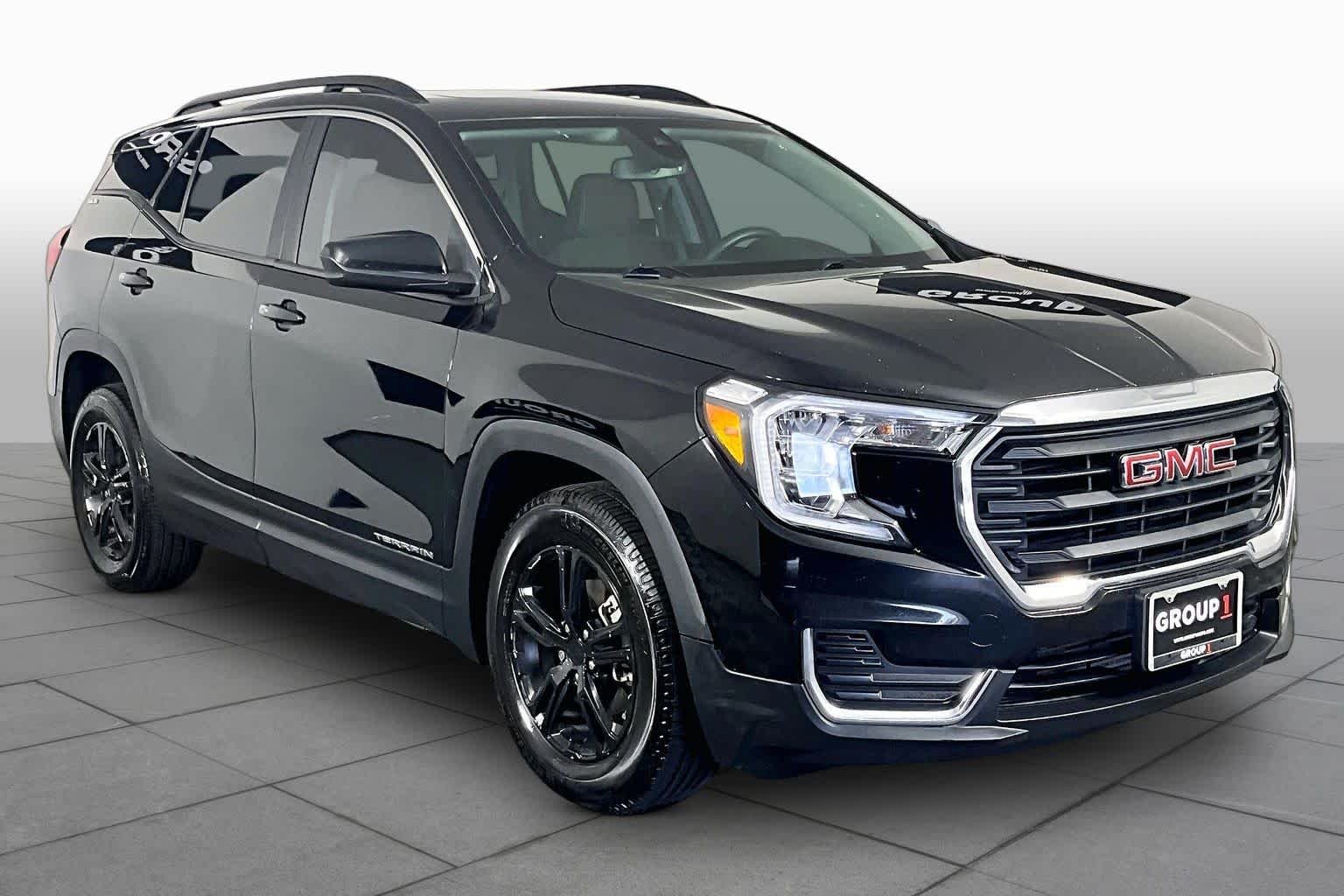 Certified Used 2022 EBONY TWILIGHT METALLIC GMC SLE image 3