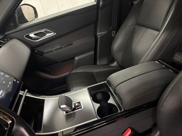 Certified Used 2025 Black Land Rover Dynamic SE image 29