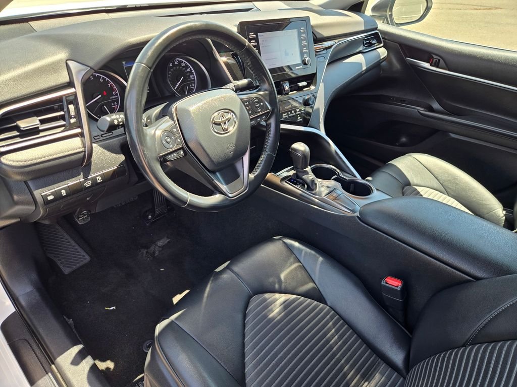 Used 2023 White Toyota SE image 10
